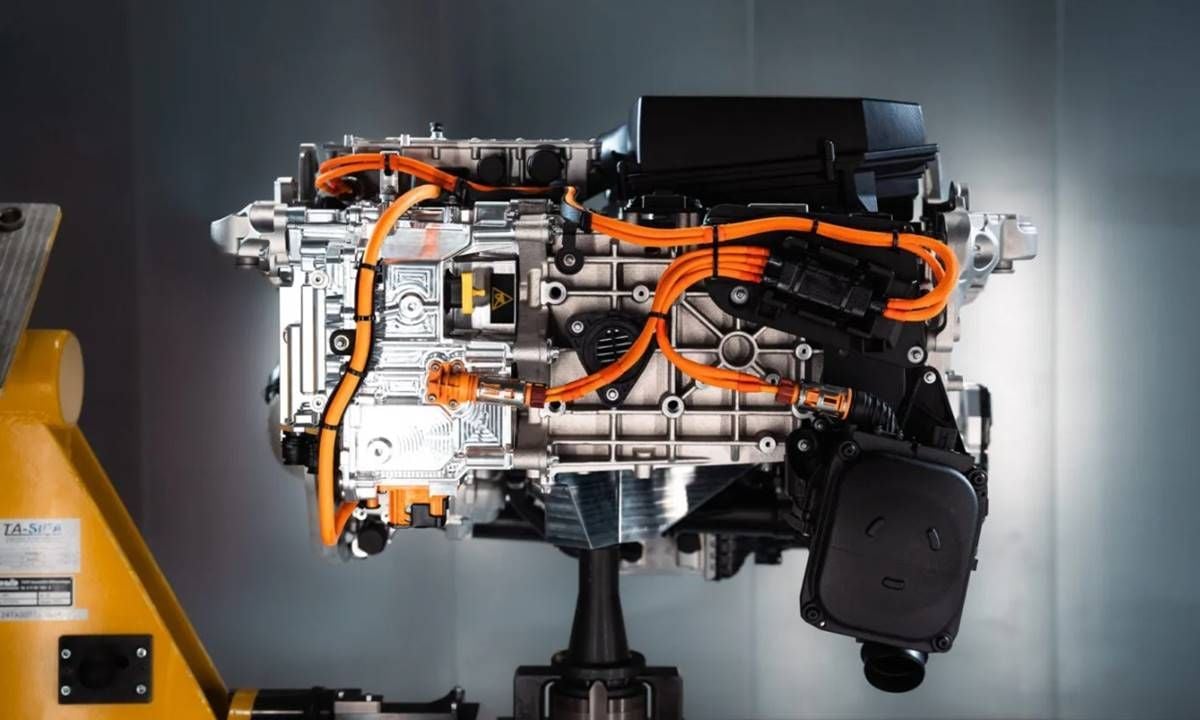 A pesar de que nadie lo quiere, BMW lanzará su sistema a hidrógeno en 2028