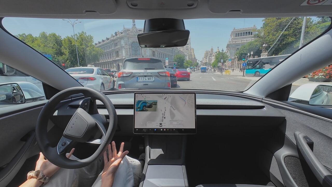 Tesla elige Madrid para probar su sistema de conducción autónoma