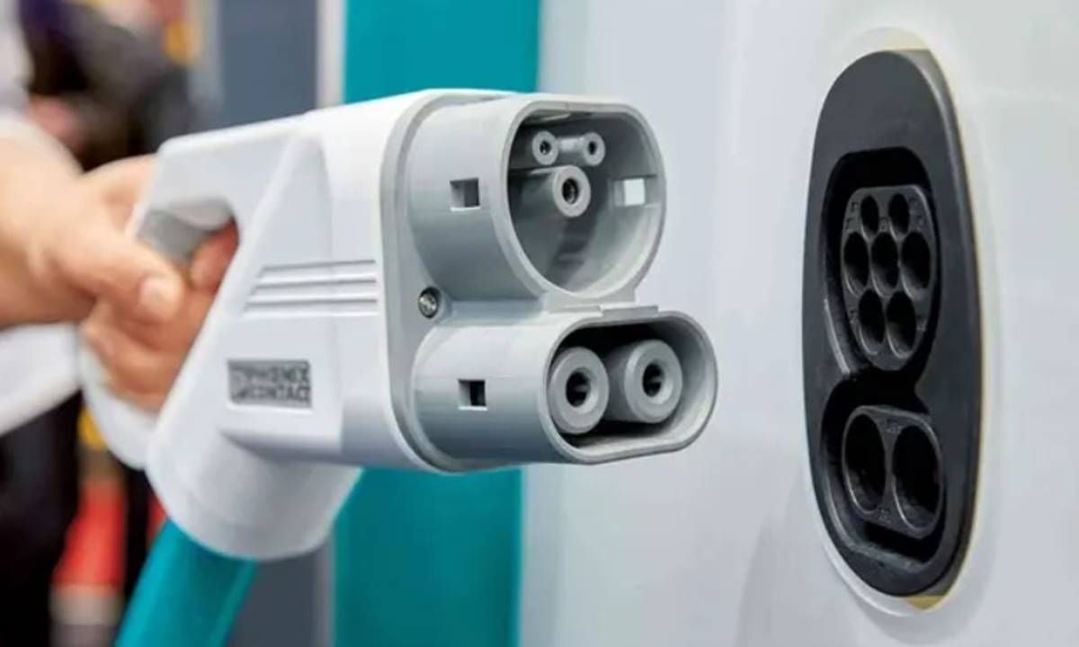 Carga a 600 kW por 10 céntimos el kWh: Europa empieza la guerra de precios en la recarga rápida