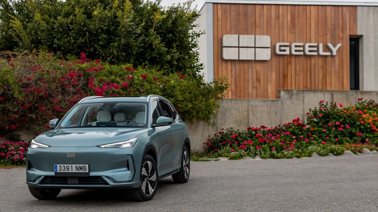 Geely E5