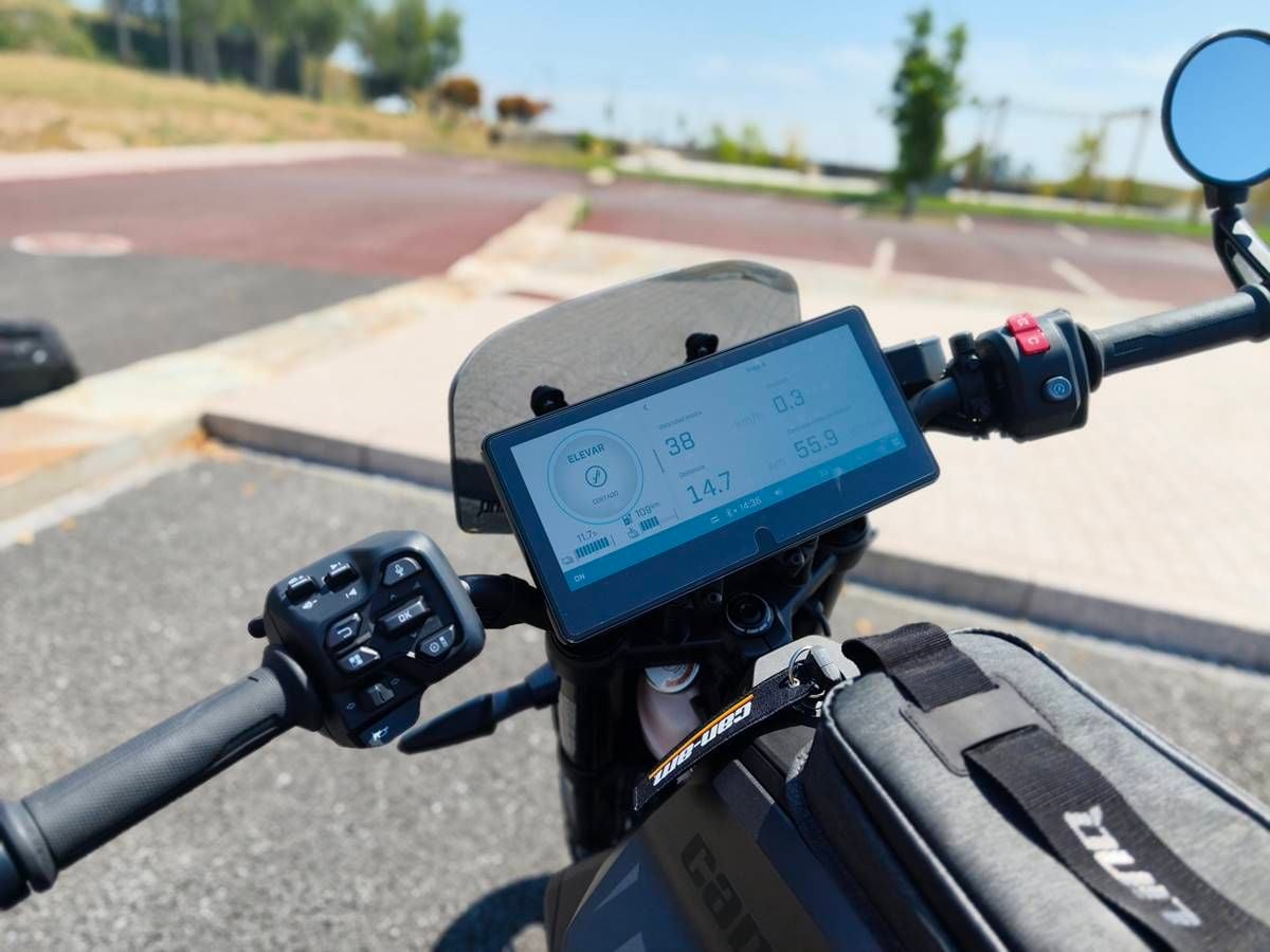 Prueba Can-Am Pulse: rápida, silenciosa y mucho más divertida de lo esperado