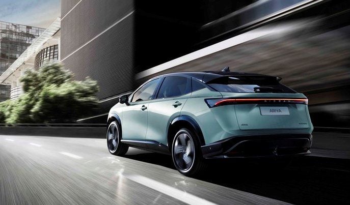 Nissan intenta salvar al Ariya con un lavado de cara mientras arrastra la sombra del desastre del LEAF