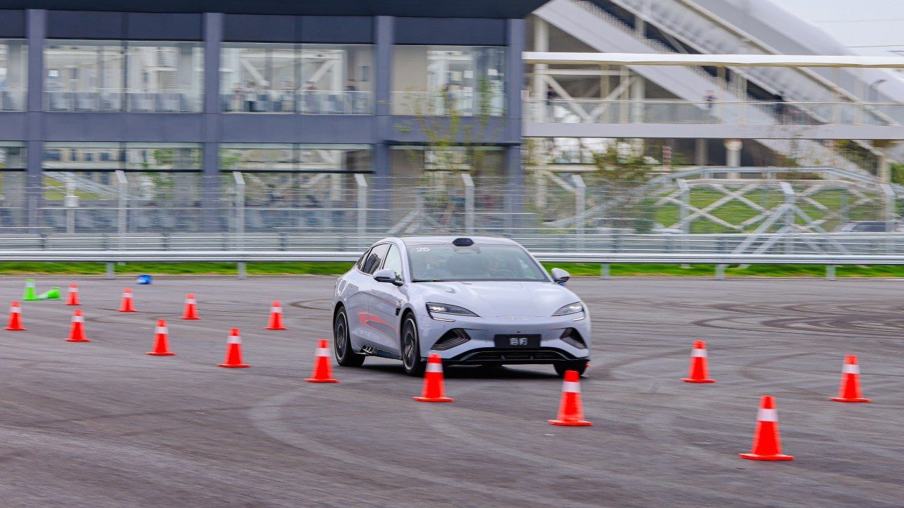 Así es el primer “parque temático” para coches eléctricos que acaba de abrir BYD en China