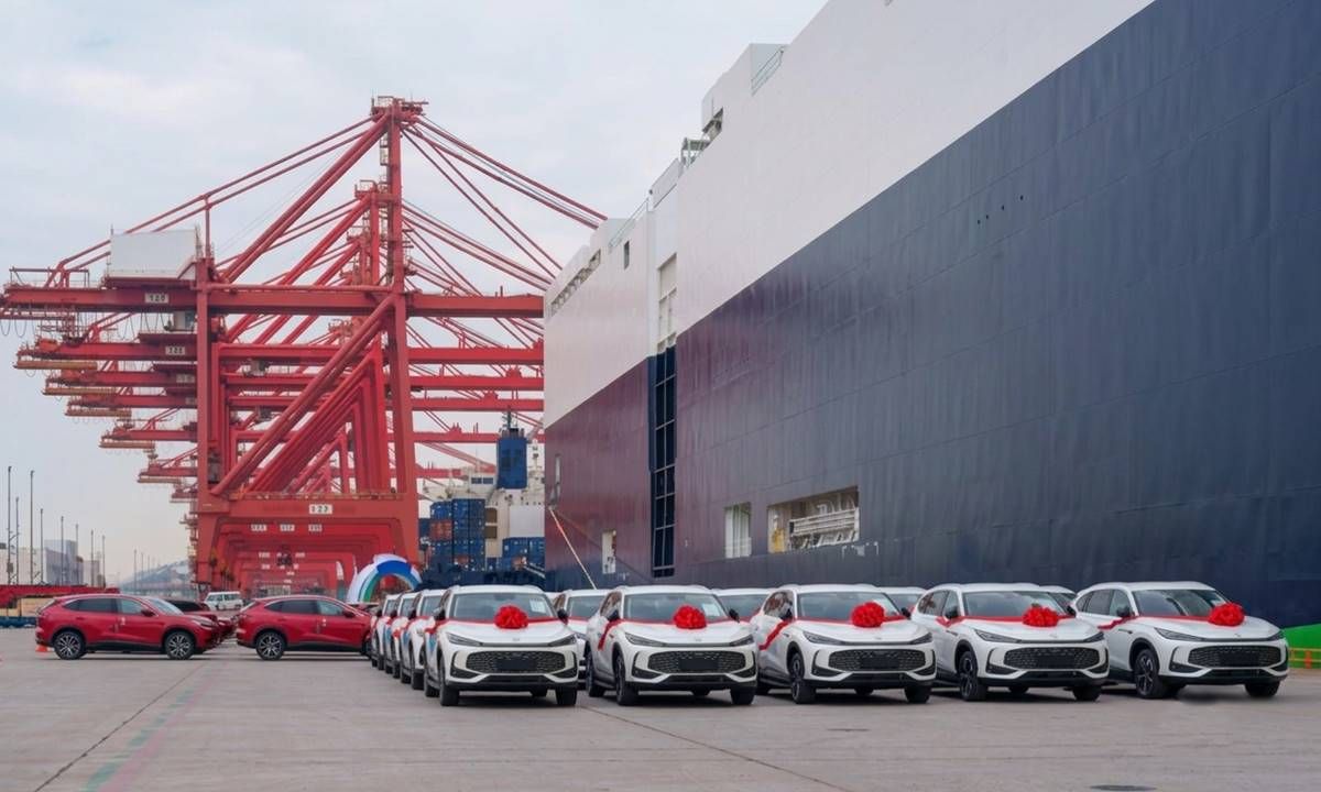MG ya utiliza Ferrol como puerta de entrada a España: llegan los primeros 700 coches