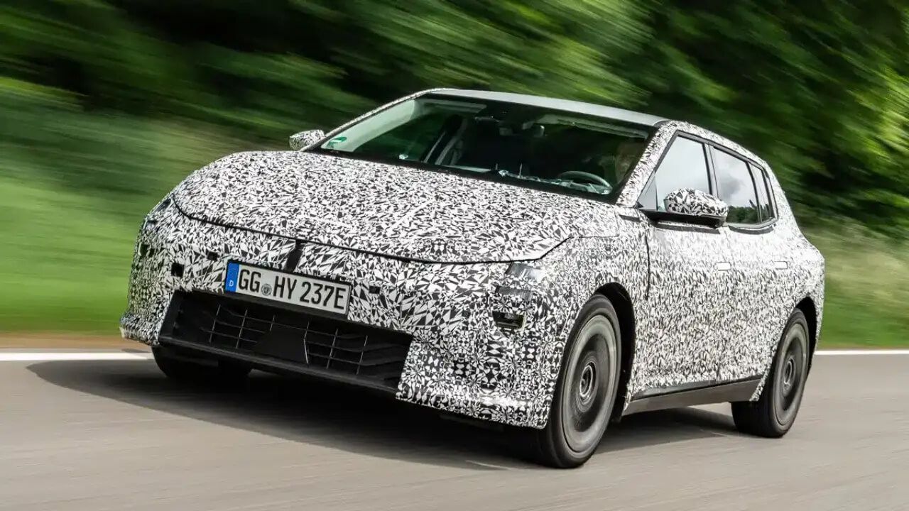 KIA somete a una prueba de 110.000 km al nuevo EV4. ¿Cuánto se ha degradado su batería?