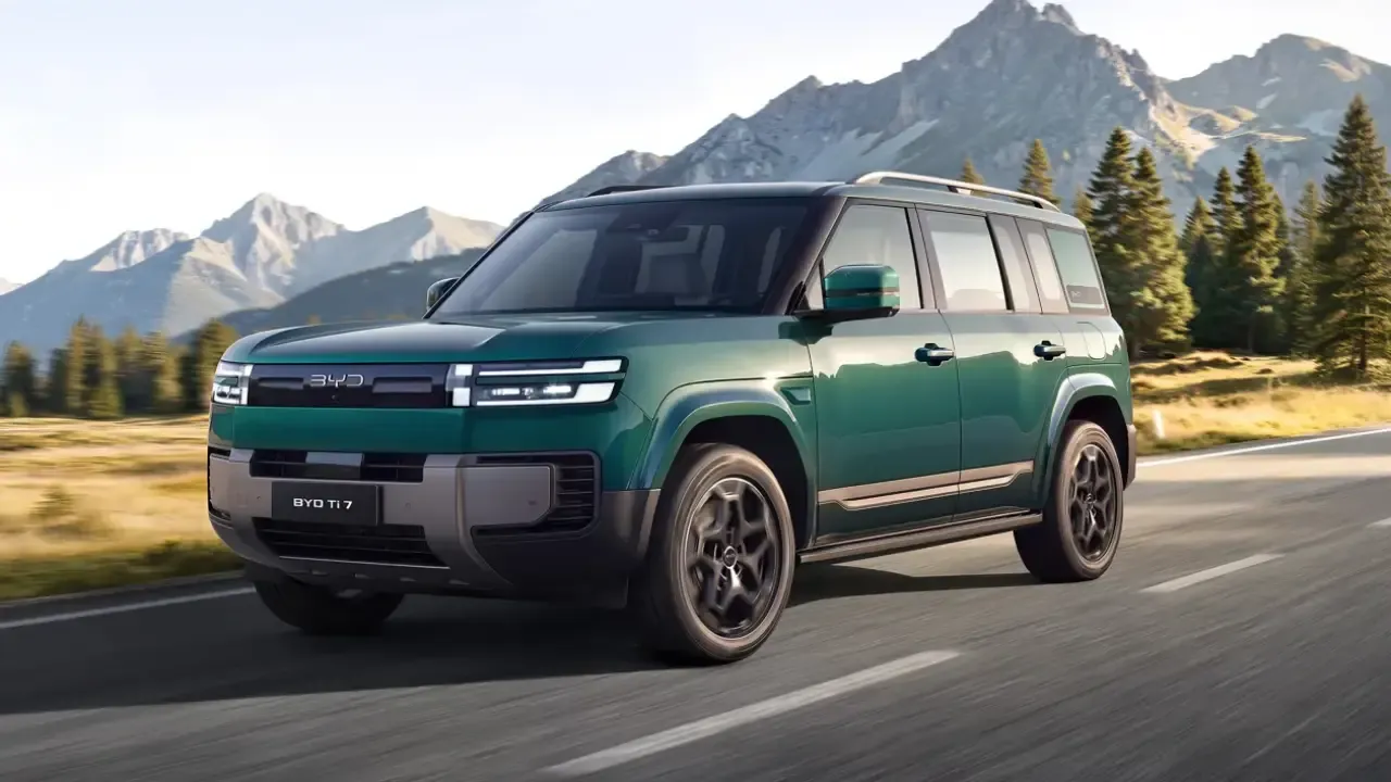 BYD lanza en Europa su propio Land Rover Defender híbrido enchufable, pero mucho más barato