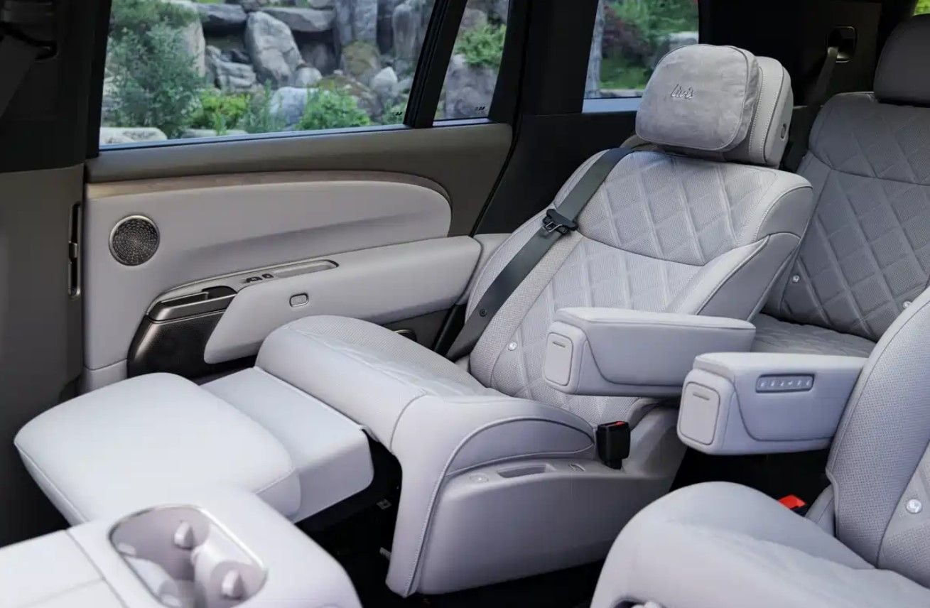 El terror de los premium alemanes ya está a la venta en China: eléctrico con extensor de autonomía, 420 km eléctricos y carga del 10 al 80% en 10 minutos