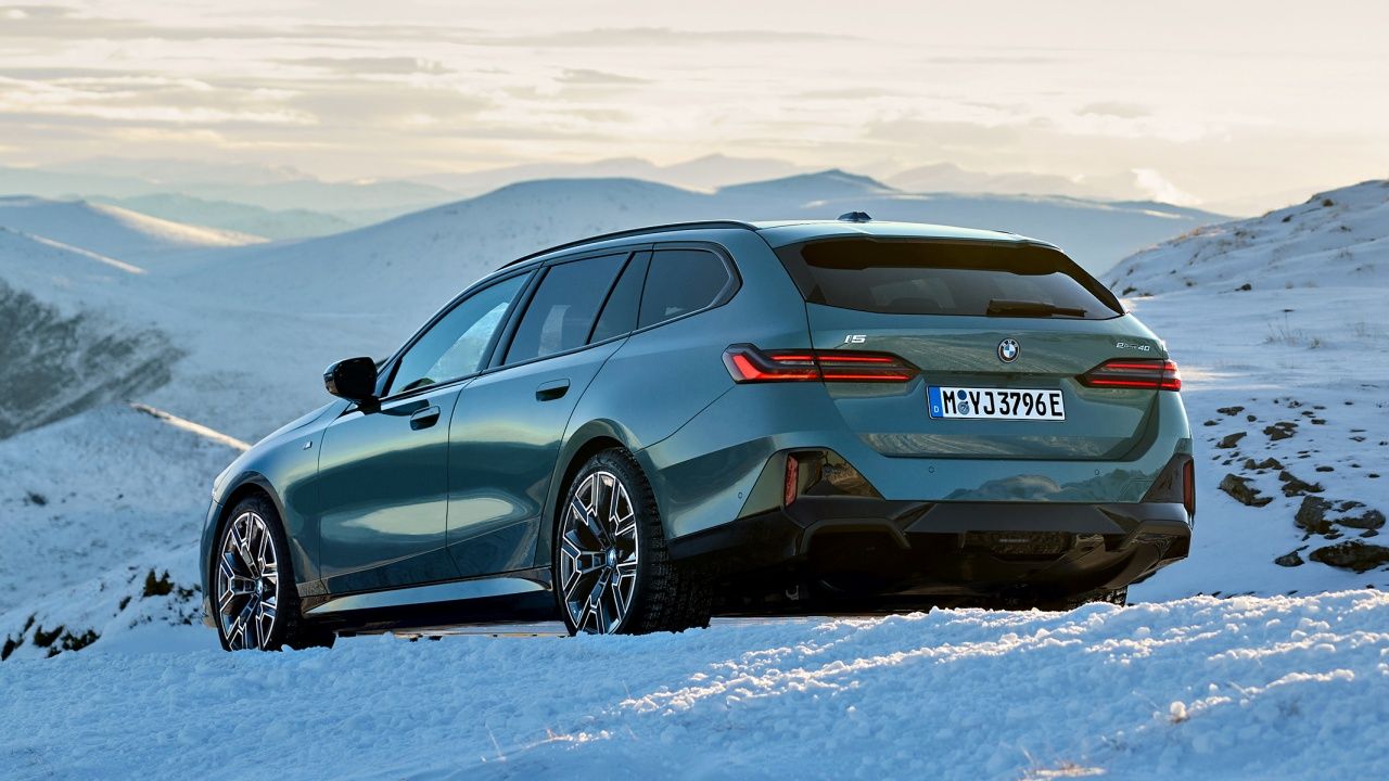 Su empresa le obligó a cambiarse a un coche eléctrico, y está encantado a pesar de hacer más de 900 km al día con él