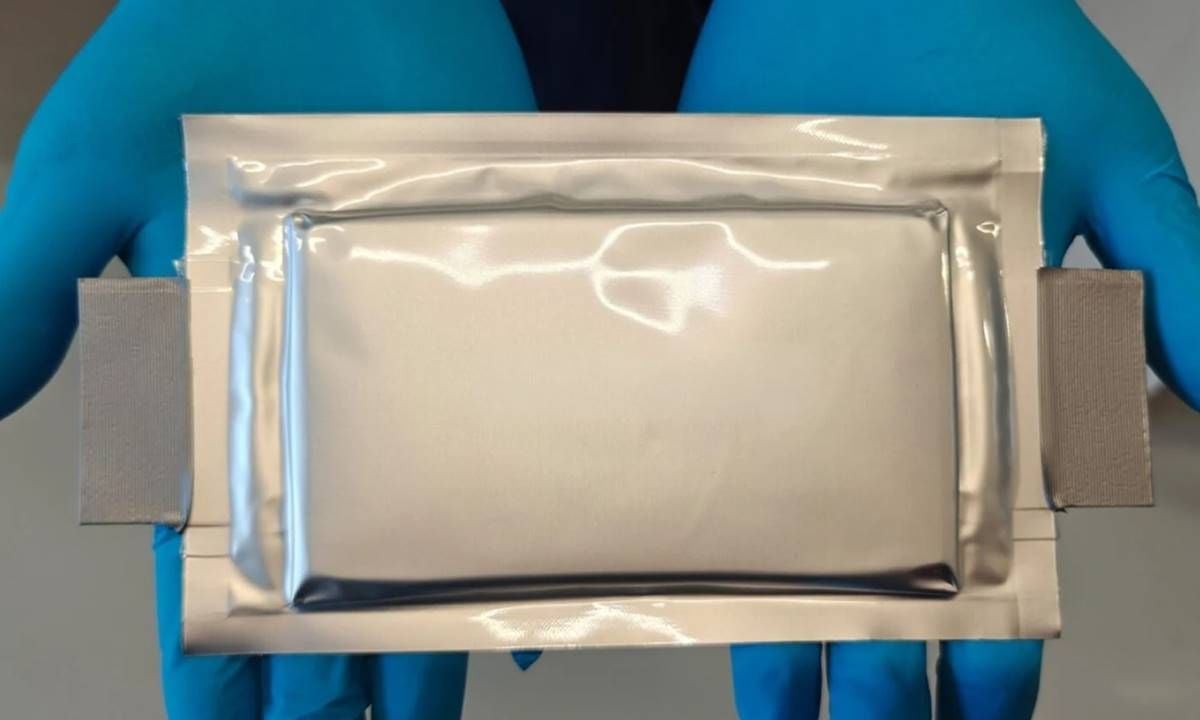 Las celdas con silicio superan los 1.000 ciclos y acercan baterías con más autonomía