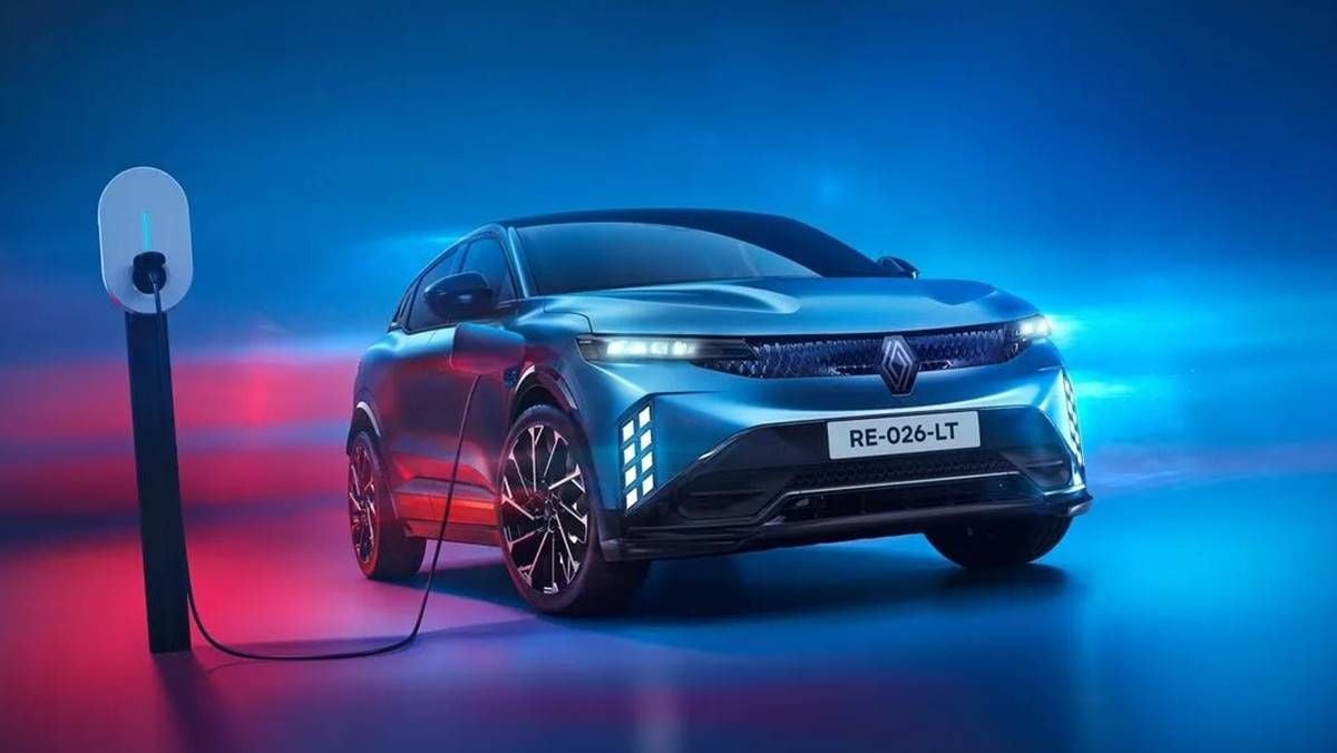 El Renault Mégane E-Tech sorprende: batería LFP, 500 km de autonomía y más barato