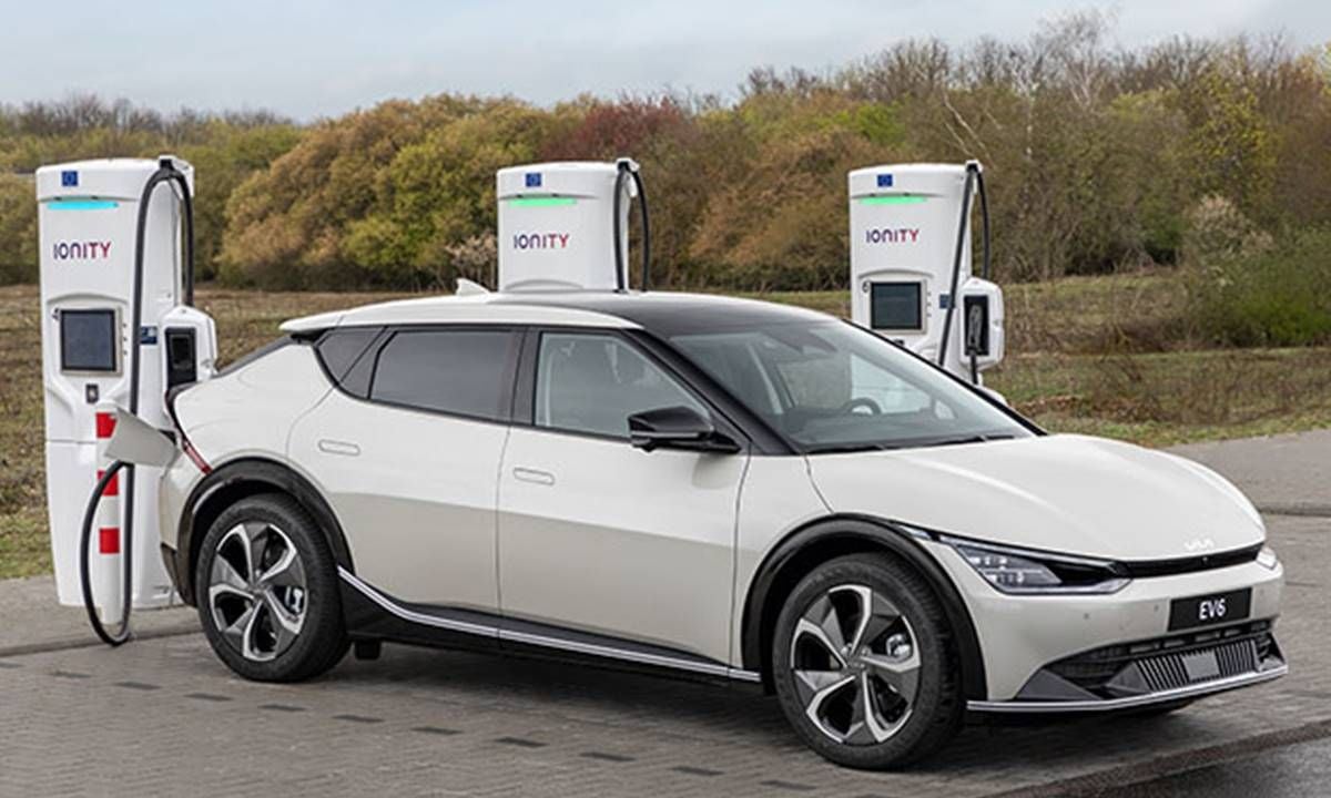  800 V frente a 400 V: así cambia la carga rápida de los coches eléctricos de KIA