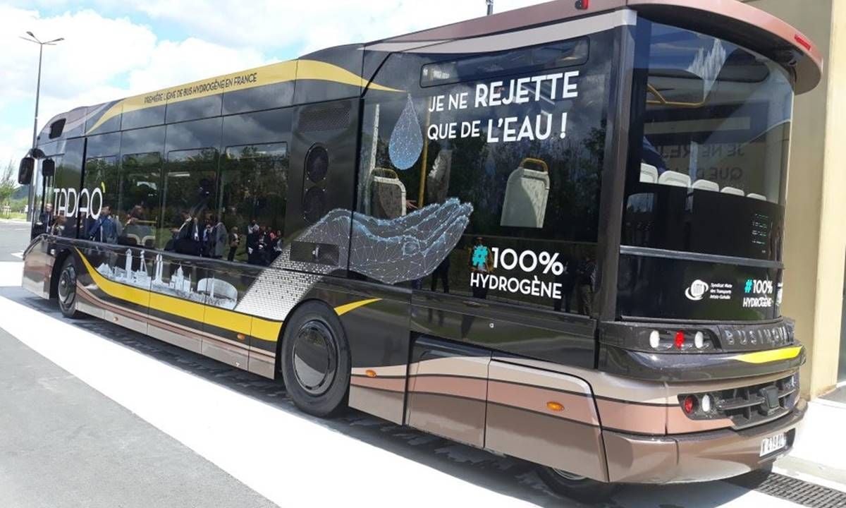 Los autobuses de hidrógeno se convierten en un fiasco en Francia: millones de euros perdidos y vehículos abandonados