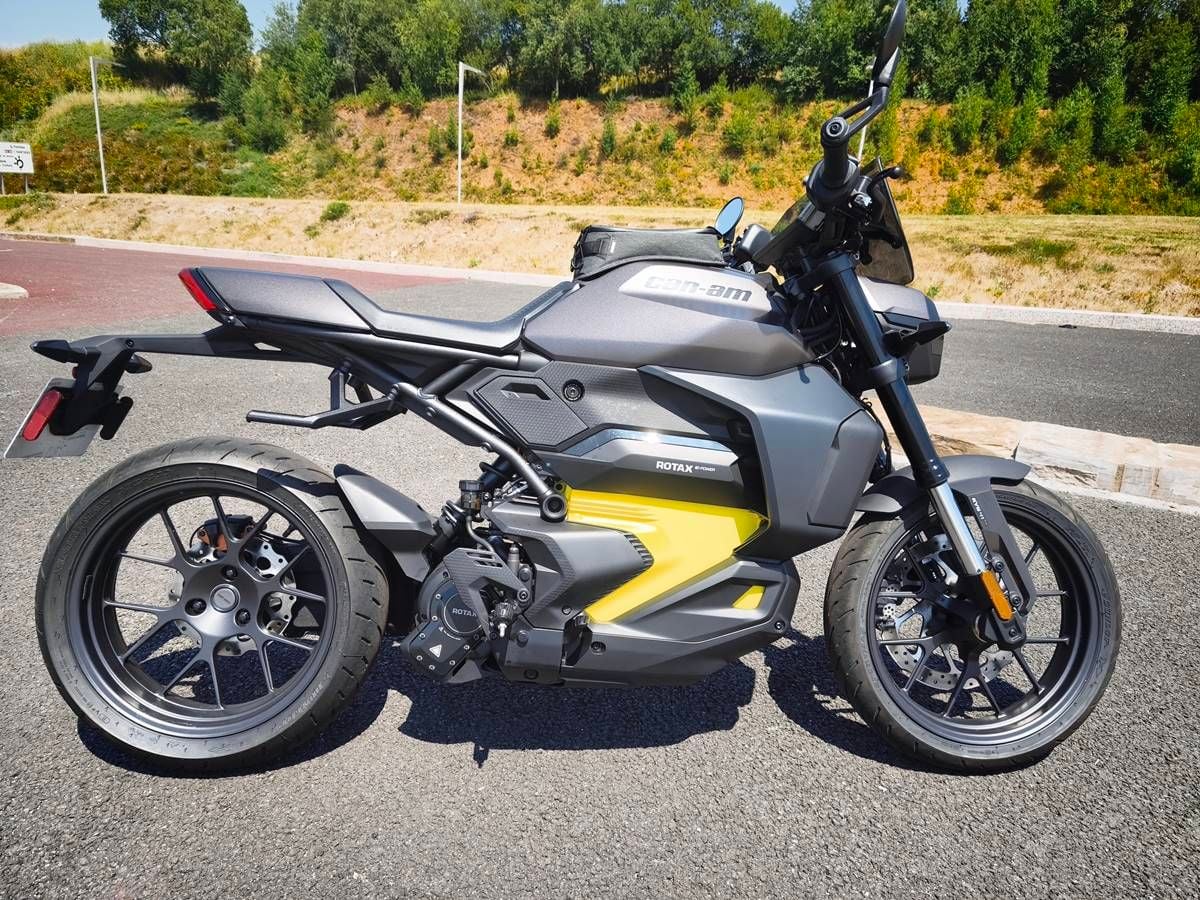Prueba Can-Am Pulse: rápida, silenciosa y mucho más divertida de lo esperado