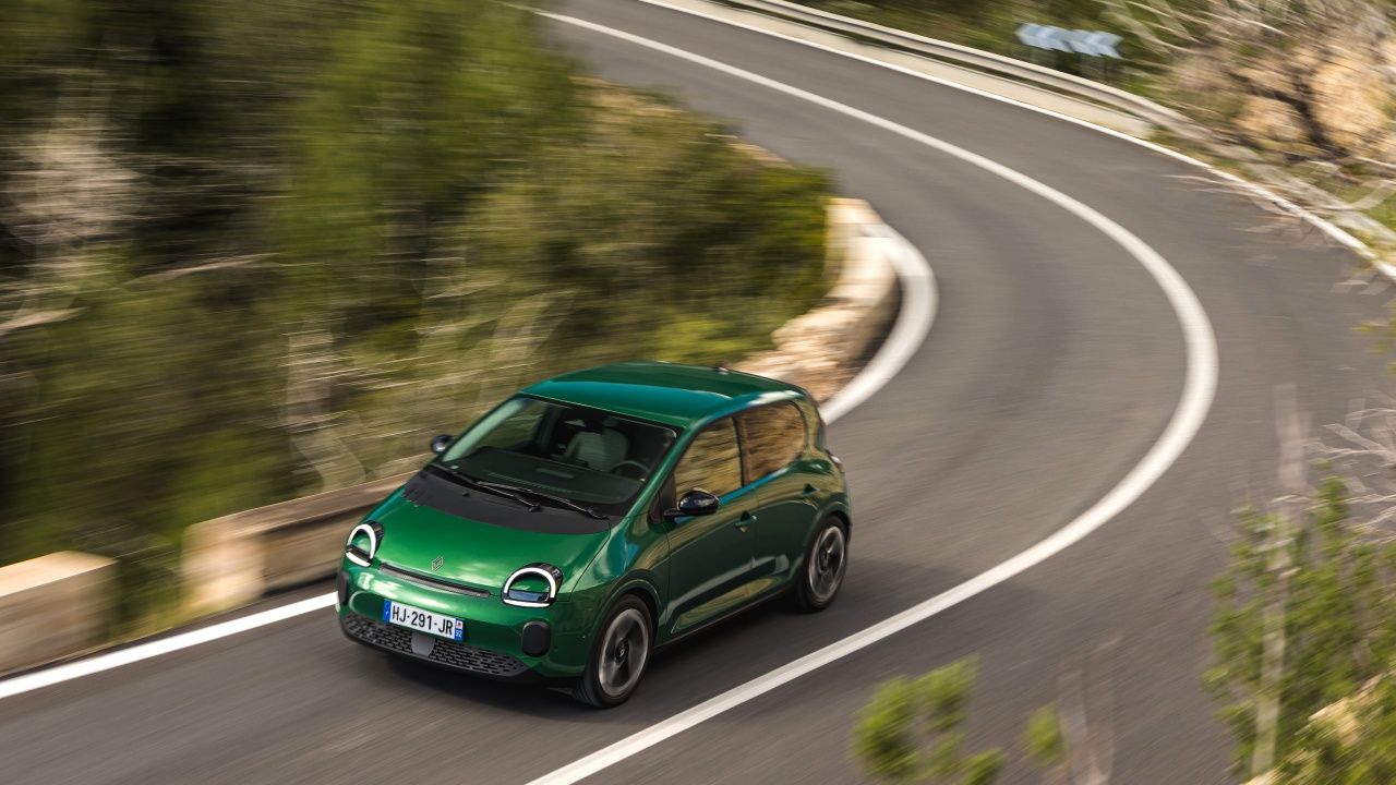 Probamos el nuevo Renault Twingo, un asequible eléctrico europeo que pone en jaque a sus rivales chinos