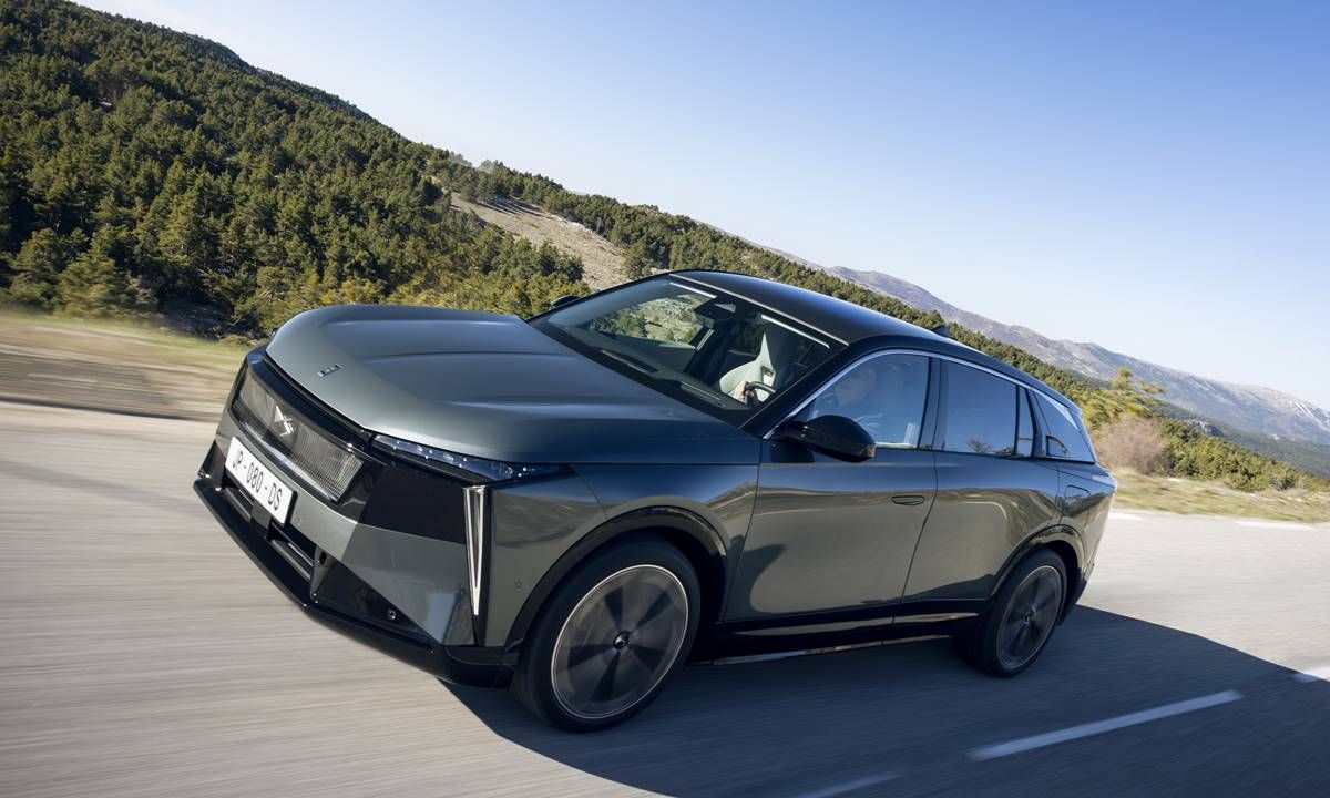 El DS Nº 7 llega para sustituir al DS 7: hasta 740 km de autonomía y un interior más tecnológico