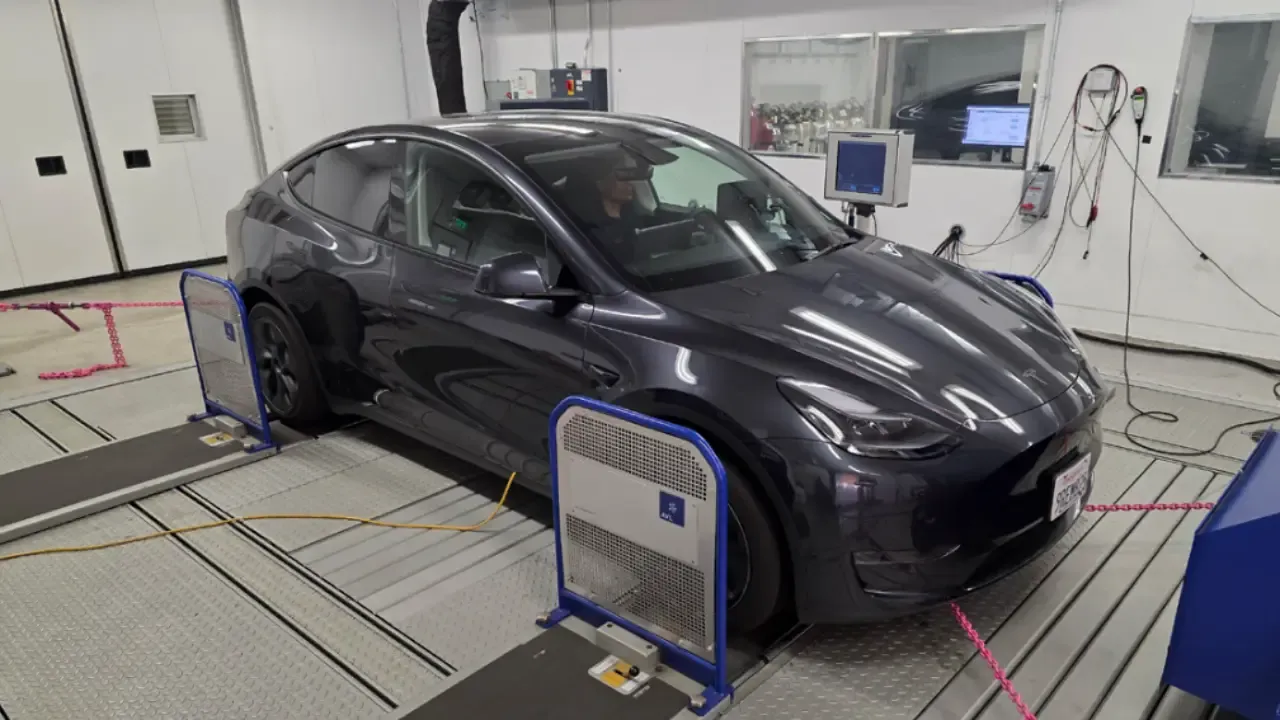 ¿Cuánta autonomía pierde un coche eléctrico con frío o calor extremos?