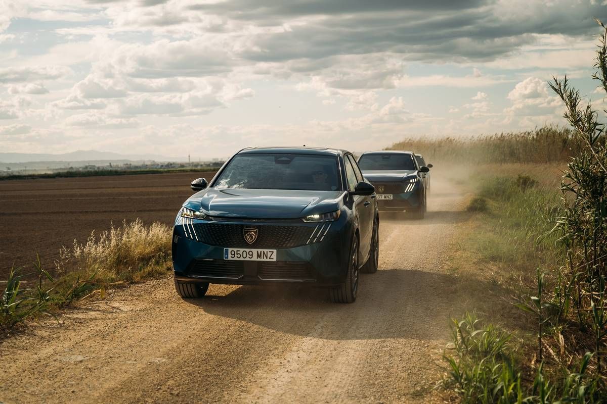 Peugeot e-3008: el SUV eléctrico que combina lujo, diseño y hasta 700 km
