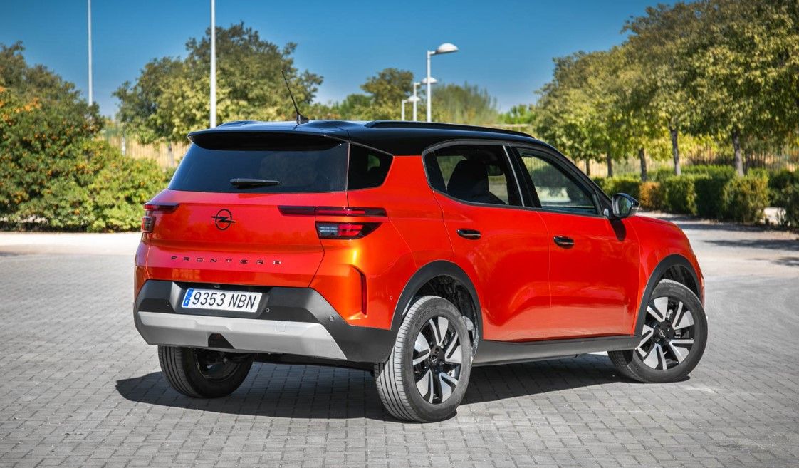 Este SUV eléctrico tiene 305 km de autonomía y cuesta 24.175 euros: guía definitiva del Opel Frontera Electric
