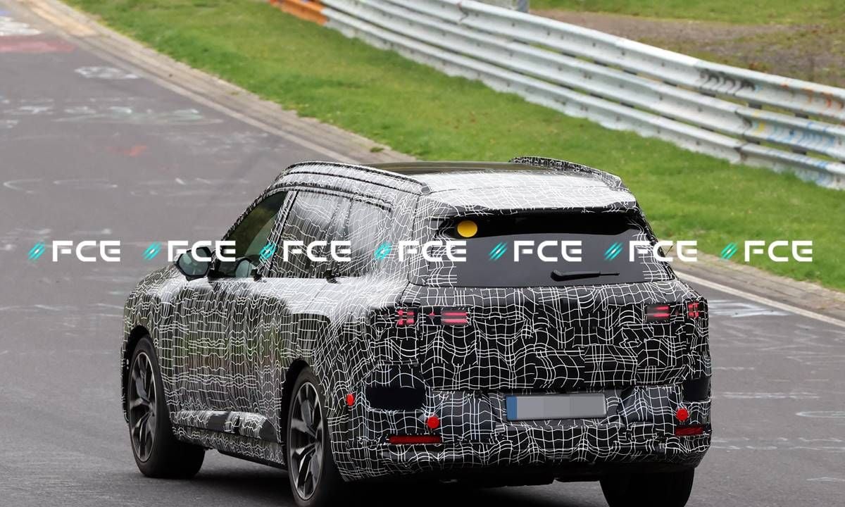 BMW iX7