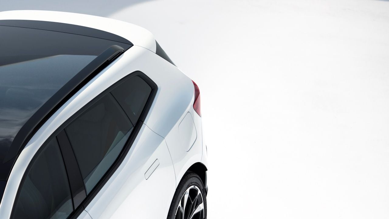 Polestar 4 SUV: el modelo más vendido de la marca recibirá una carrocería más práctica (¡y con cristal trasero!) en septiembre