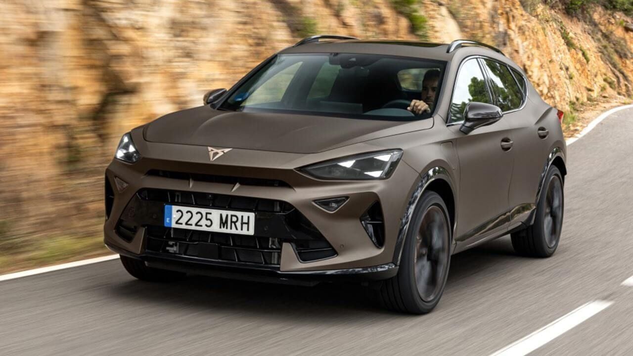 Esto es lo que puedes ahorrar con un híbrido enchufable de CUPRA