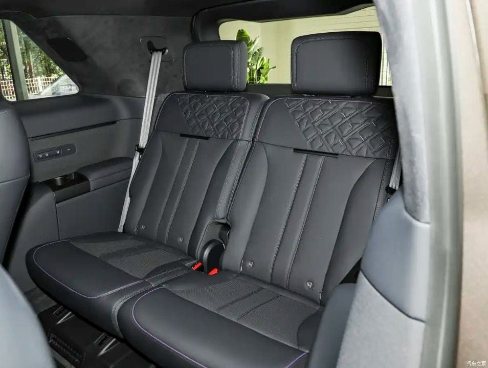 El nuevo Freelander 8 debuta con 829 CV, seis plazas y extensor de autonomía con batería de 60 kWh