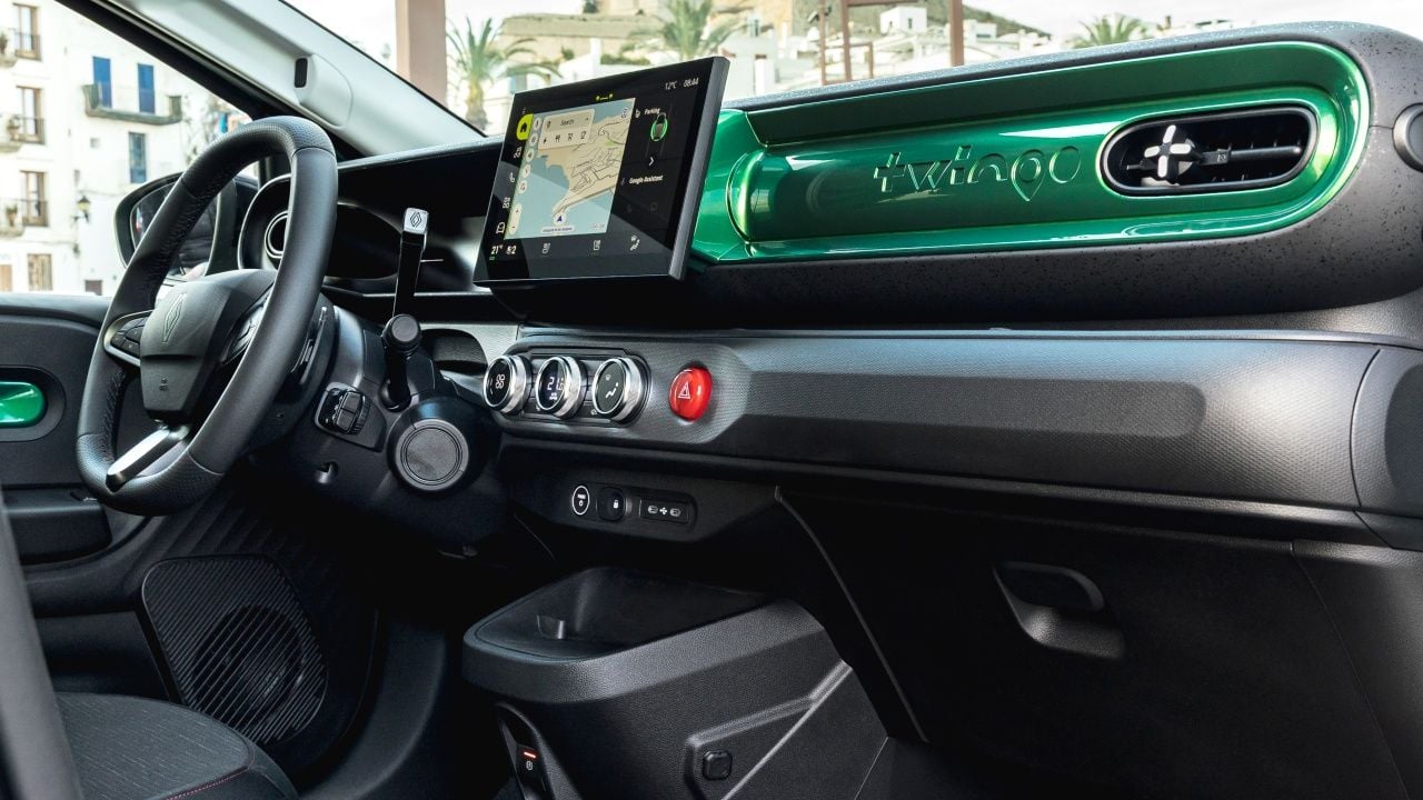 Probamos el nuevo Renault Twingo, un asequible eléctrico europeo que pone en jaque a sus rivales chinos