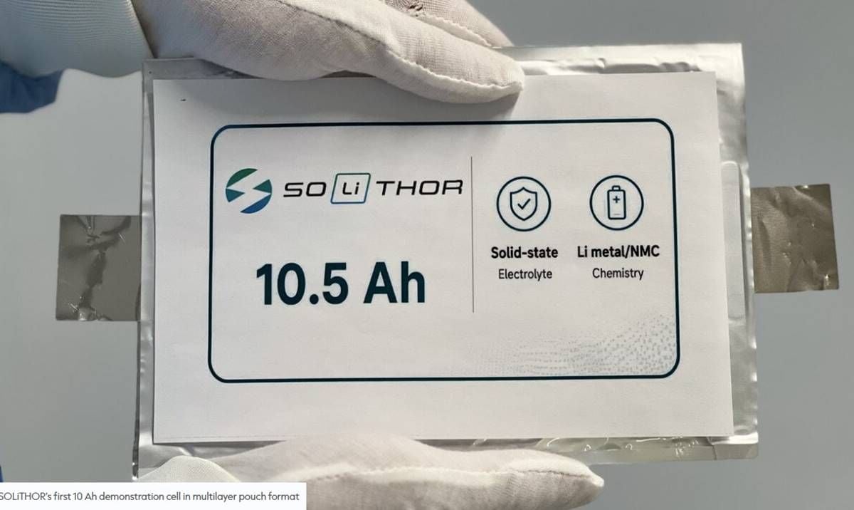 Una empresa europea logra una batería sólida de 465 Wh/kg 