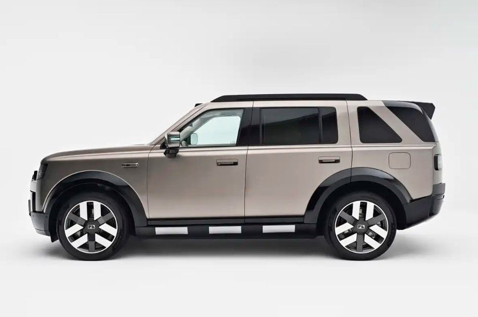 El nuevo Freelander 8 debuta con 829 CV, seis plazas y extensor de autonomía con batería de 60 kWh