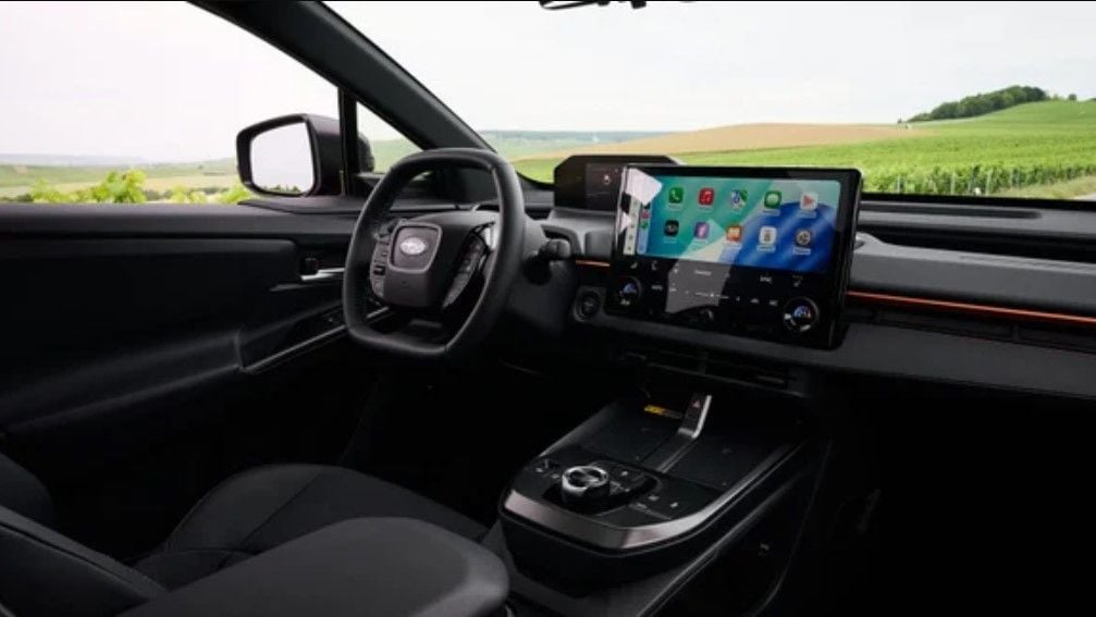 El Subaru Uncharted sorprende en sus primeras pruebas: hasta 588 km de autonomía y un precio muy competitivo