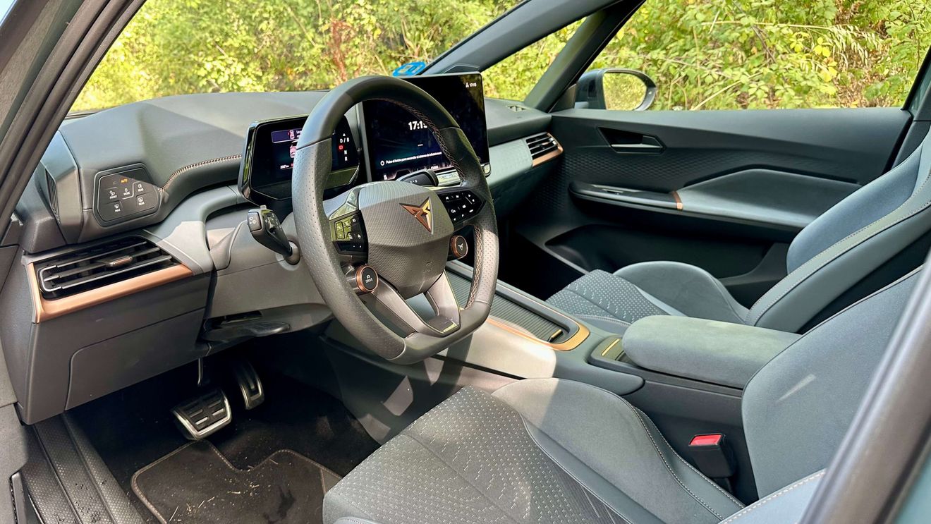 Probamos el CUPRA Born VZ, la versión más redonda del compacto eléctrico español