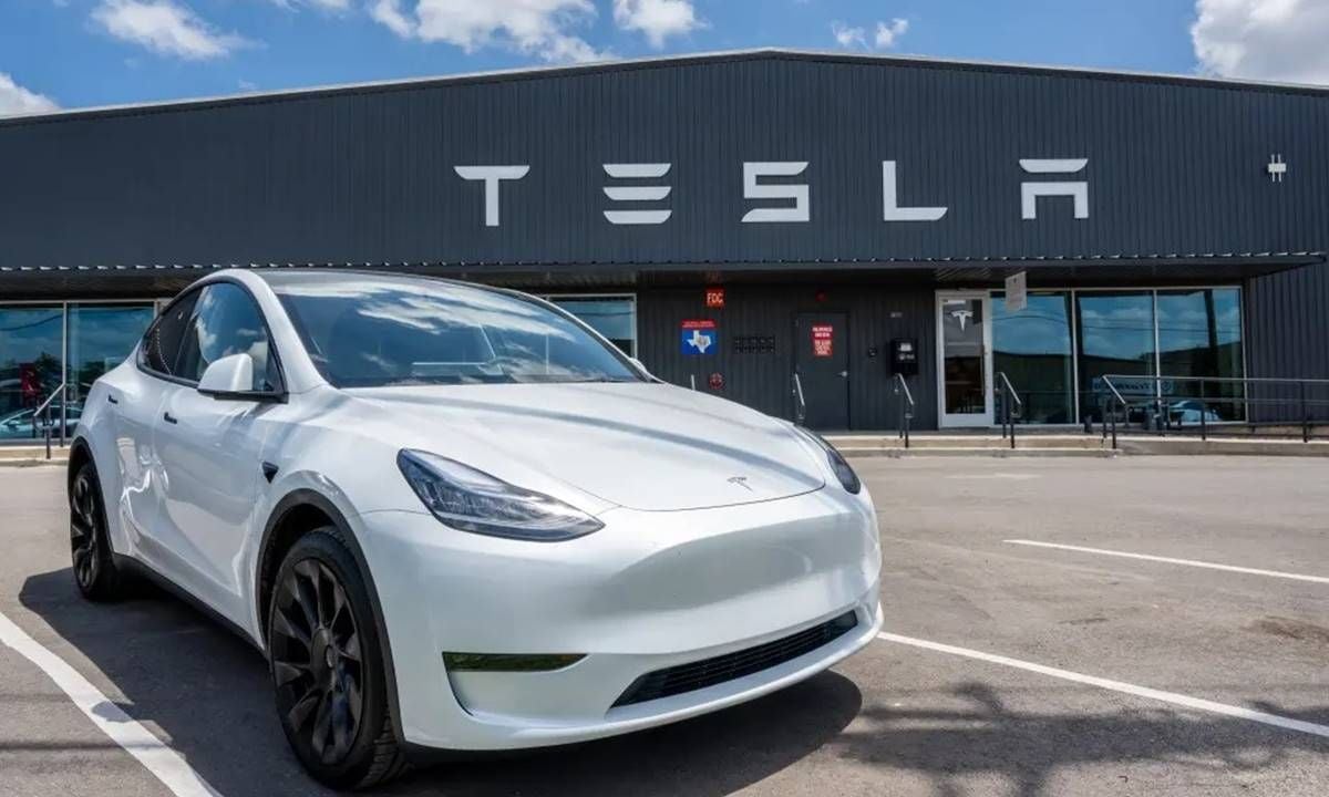No quería un coche eléctrico, pero ha cambiado un SUV premium gasolina por un Tesla Model Y por una sola razón