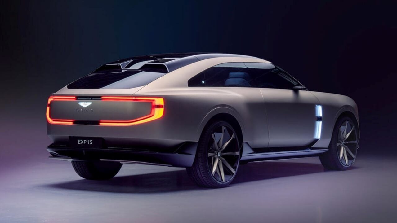 El Rolls-Royce Spectre es uno de los pocos eléctricos de lujo que triunfan, y Bentley quiere emular su éxito con el EXP 15