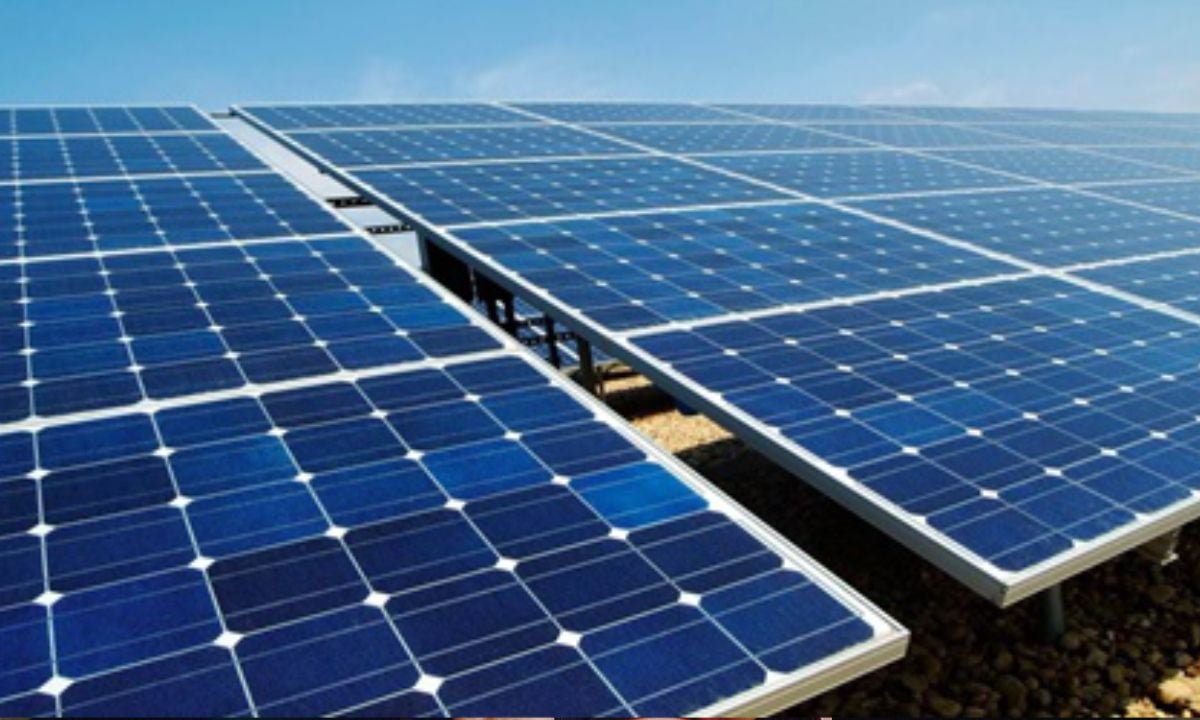 Energía compartida en Valencia: cuando una planta solar deja de ser autoconsumo y empieza a parecer política energética local