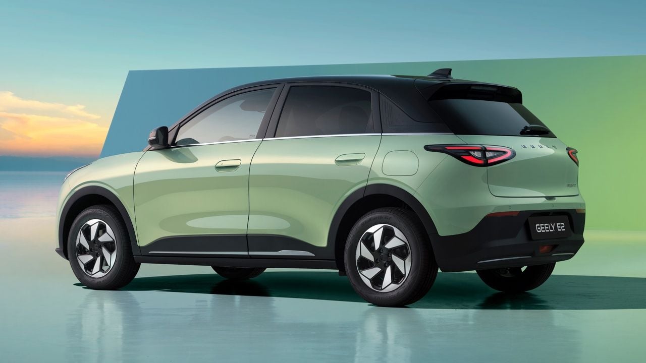 Geely E2