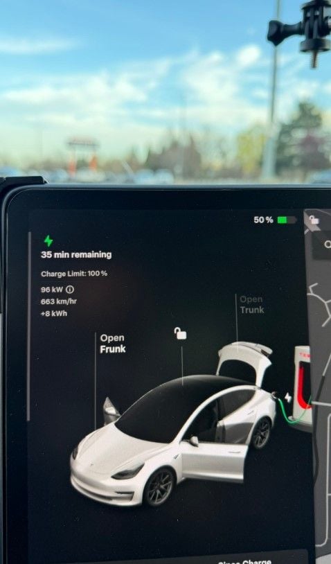 Después de 600.000 km este Tesla Model 3 cambia su batería NCM por una LFP