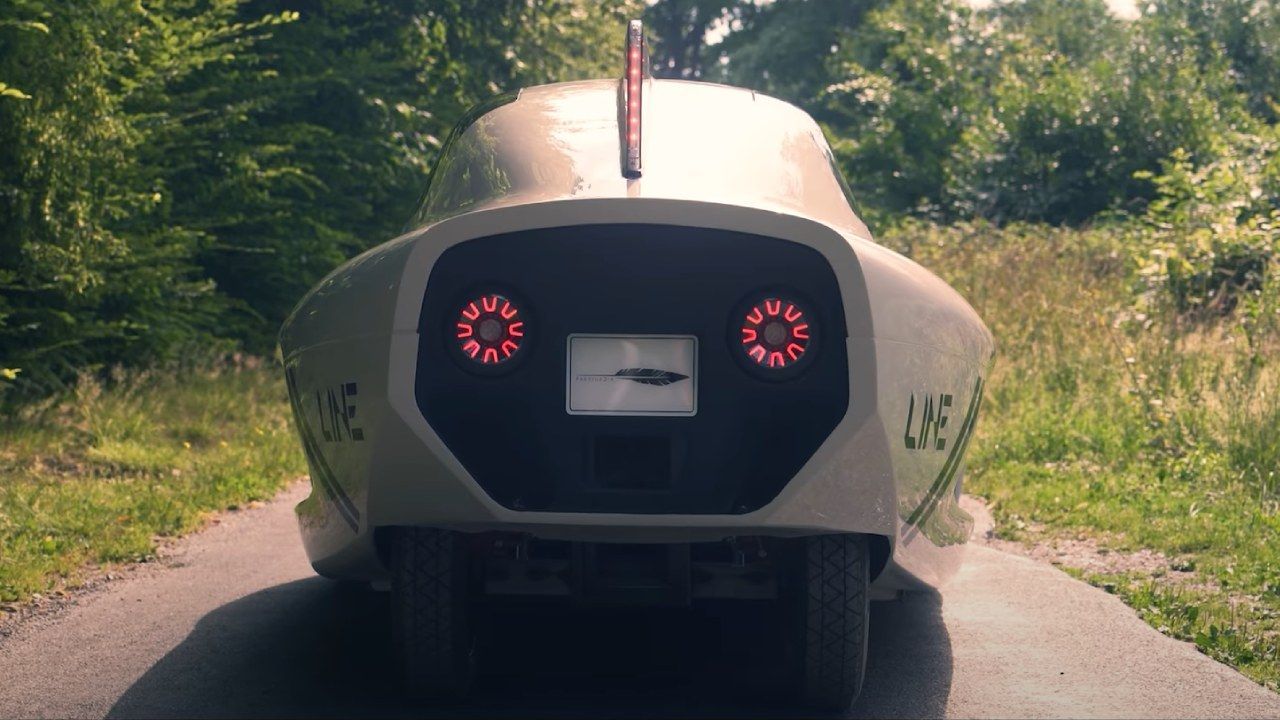Este peculiar eléctrico consume apenas 4 kWh/100 km, alcanza los 500 km y cuesta como un Taycan Turbo