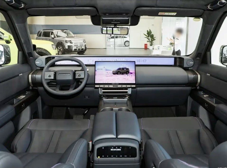 El nuevo Freelander 8 debuta con 829 CV, seis plazas y extensor de autonomía con batería de 60 kWh