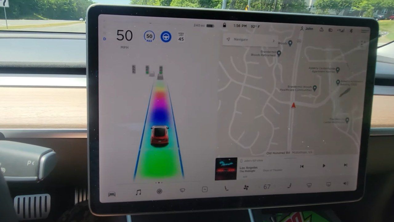 Este Easter Egg de Tesla vuelve a hacer un guiño a Mario Kart