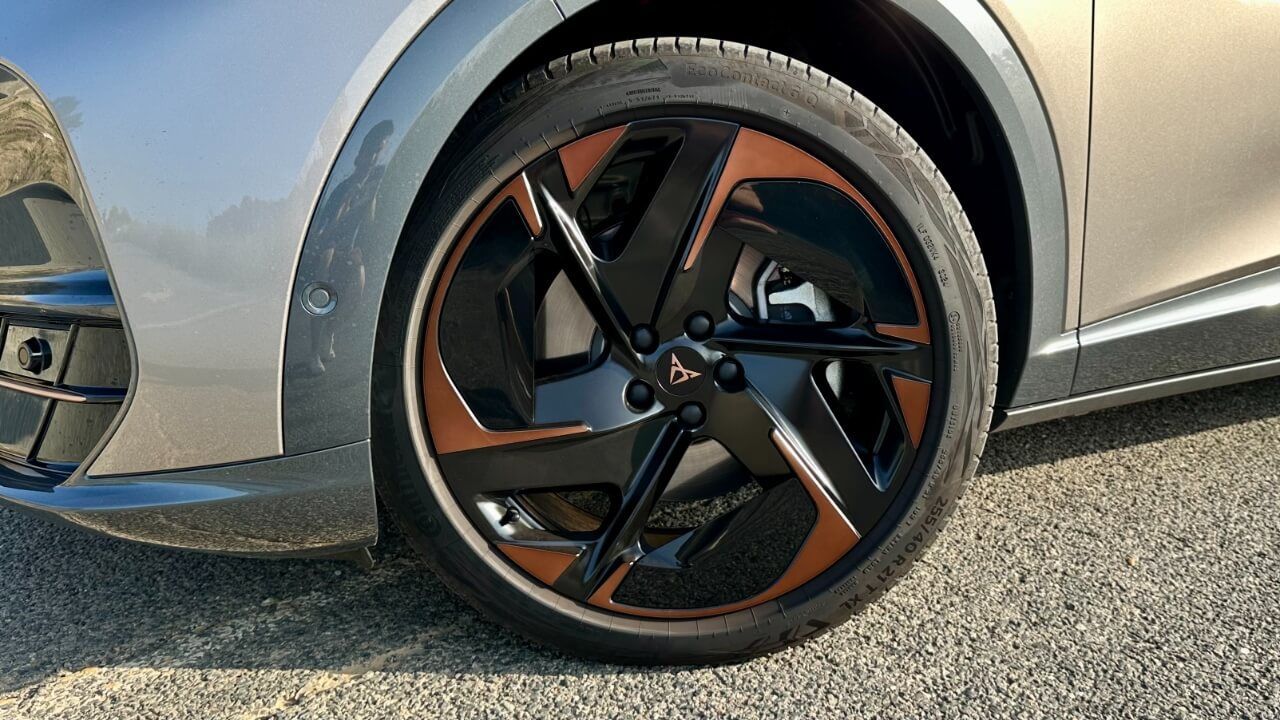 Prueba CUPRA Tavascan Endurance