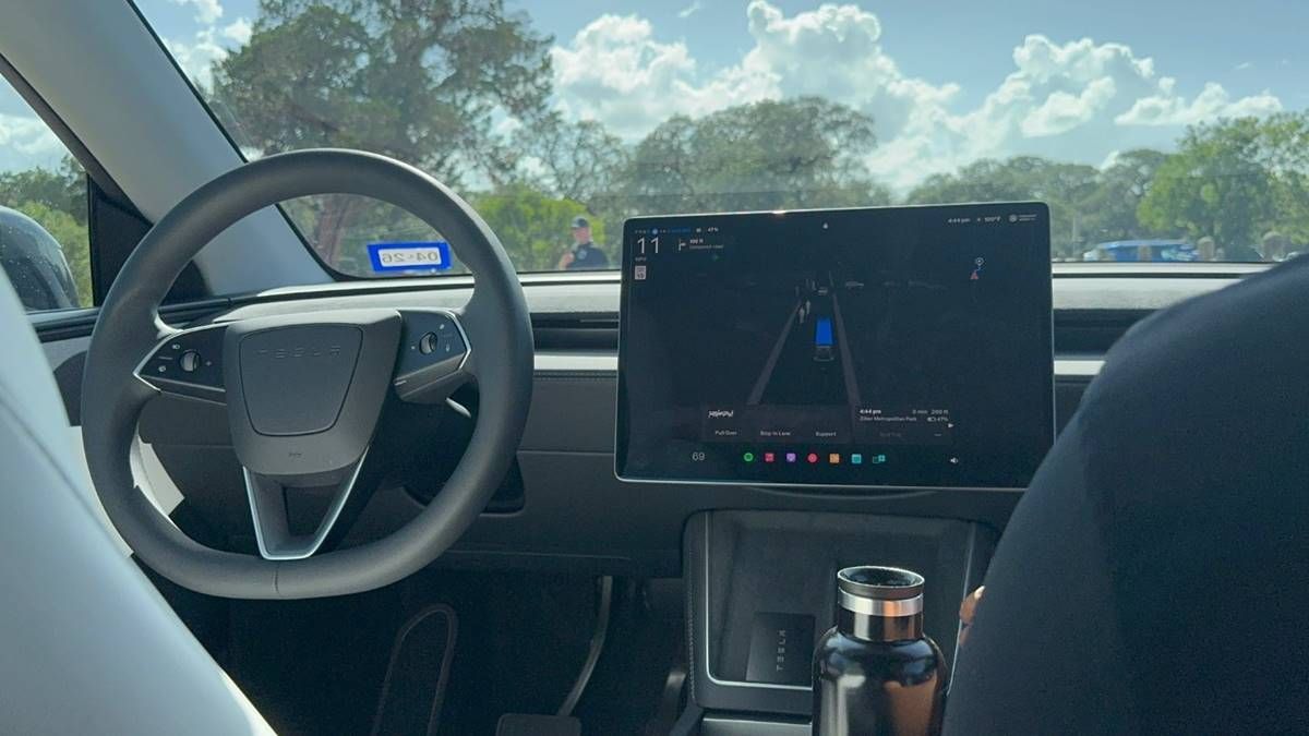 Investigan a Tesla tras detectar fallos graves en sus taxis autónomos