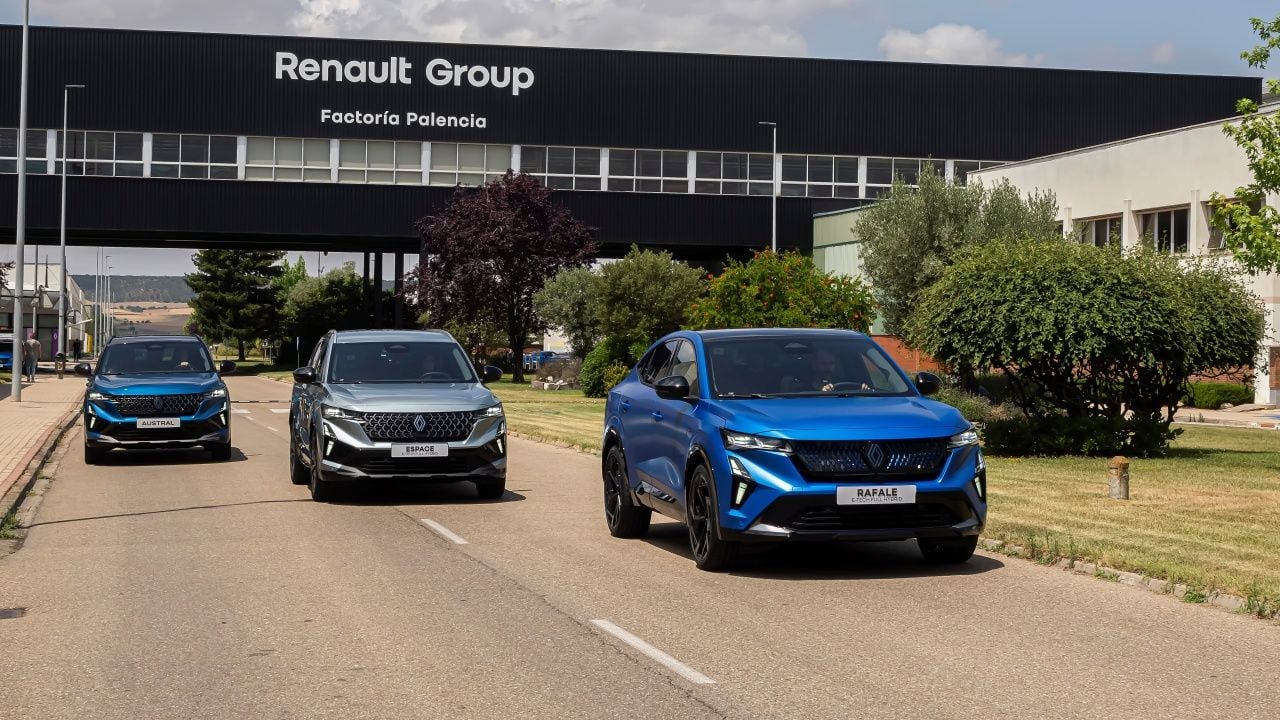Renault y los sindicatos españoles llegan a un preacuerdo: la adjudicación de los Austral y Rafale eléctricos está cada vez más cerca