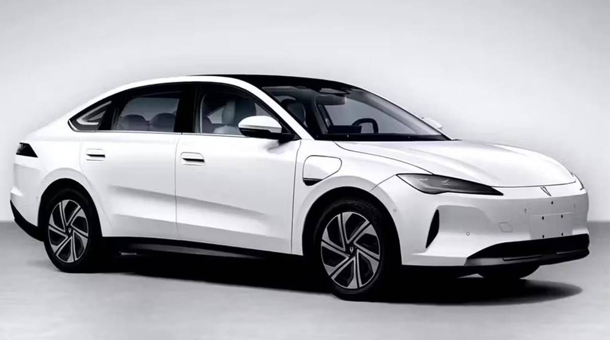 Volkswagen demuestra que puede fabricar coches eléctricos baratos: presenta una berlina por 13.180 euros