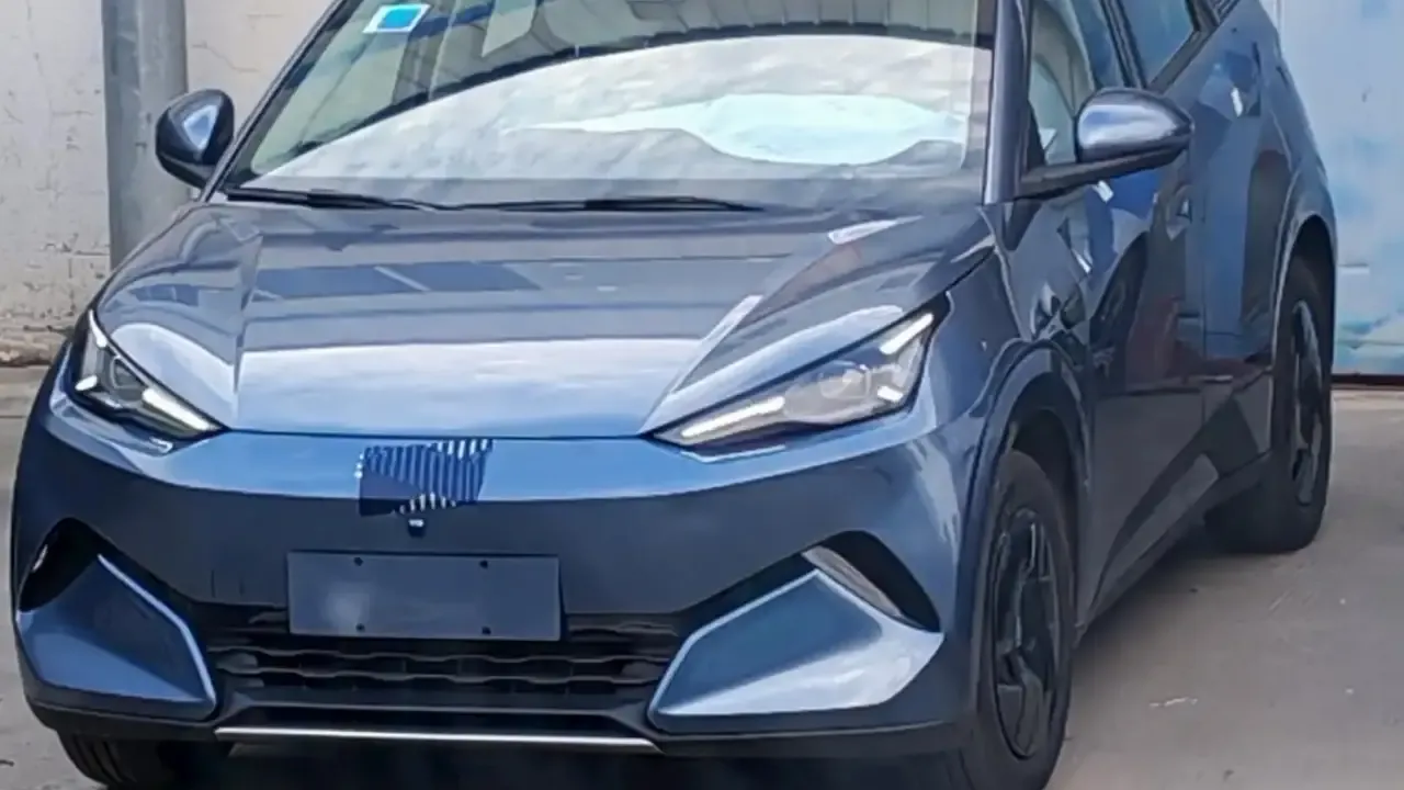 BYD responde a los Hyundai IONIQ 3 y Geely E2 con el Great Seagull, su nuevo utilitario eléctrico