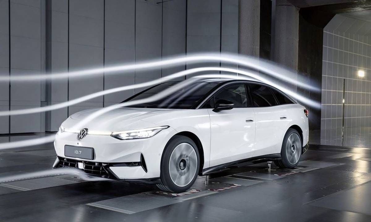 Por qué Volkswagen no quiere tiradores de las puertas integrados ni retrovisores por cámara en sus coches eléctricos