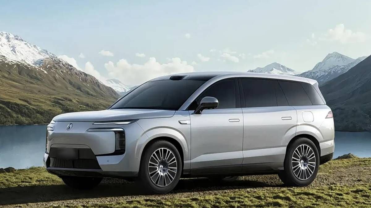 960 km de autonomía, 130 kWh y carga rápida en 9 minutos: el Denza N8L llega con ganas de arrasar