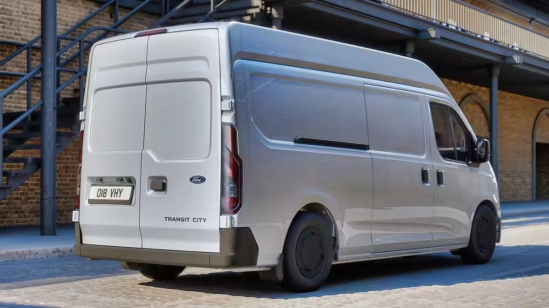 Ford sorprende con una nueva furgoneta eléctrica fabricada en China: más carga y un precio mucho más bajo