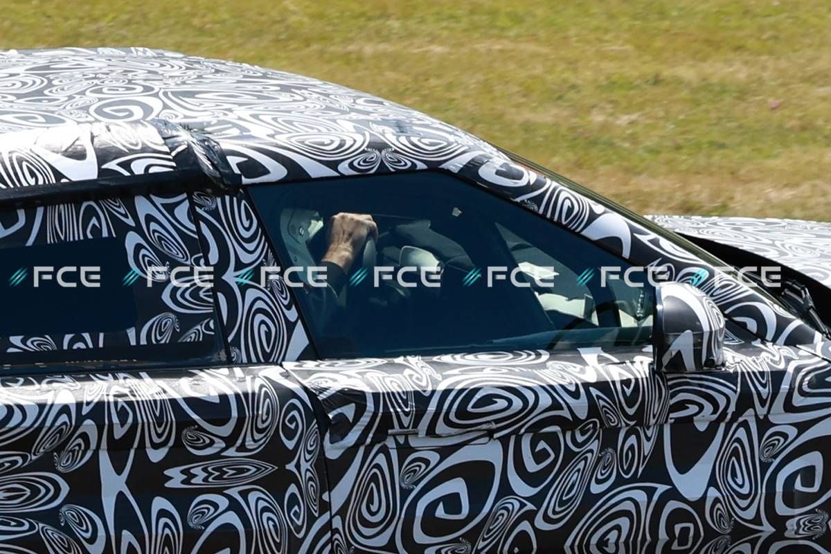 Lo poderosos argumentos del Range Rover Velar para entrar con fuerza al sector del coche eléctrico