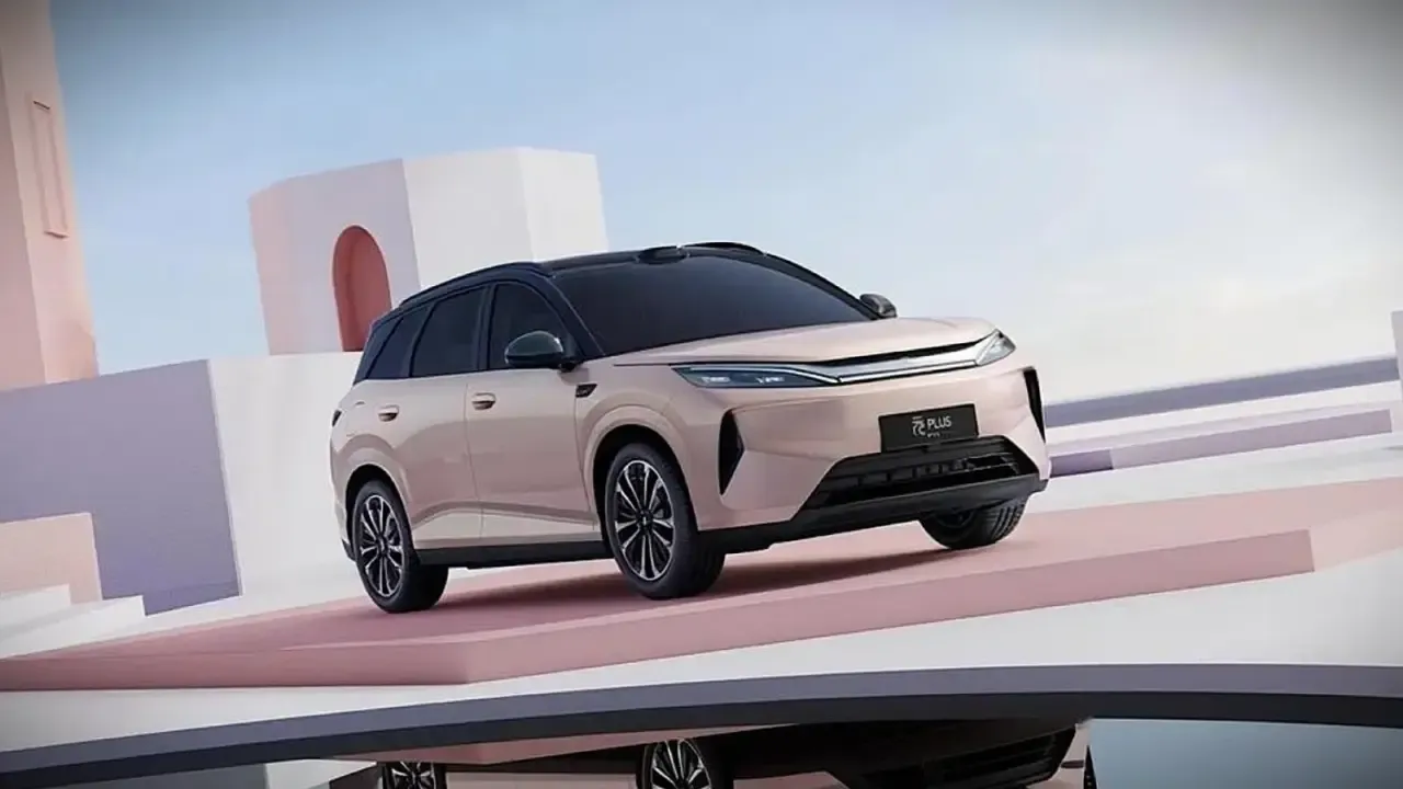 El nuevo BYD Atto 3 llega con 630 km de autonomía y carga en 9 minutos por 15.000 euros