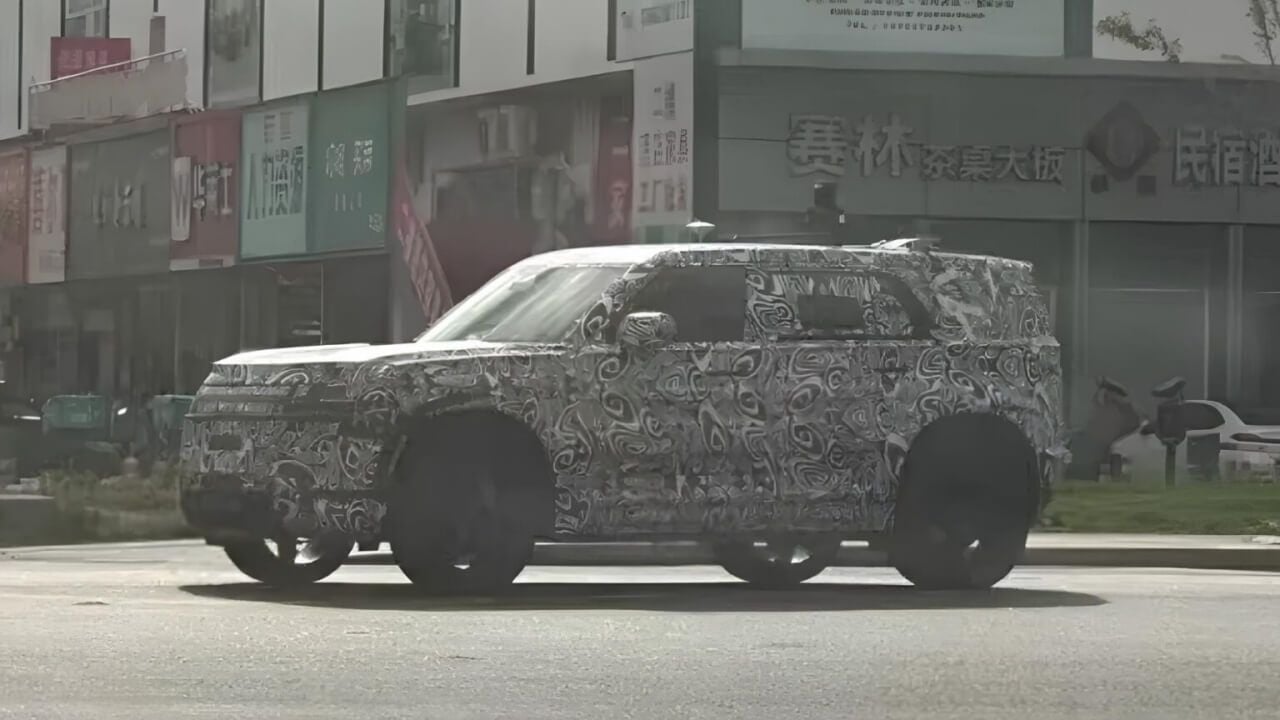 Vuelve el Land Rover Freelander, pero no como esperas: será eléctrico y tendrá plataforma del fabricante chino Chery